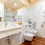 Myo Design House By Lovelystay Apartmán *