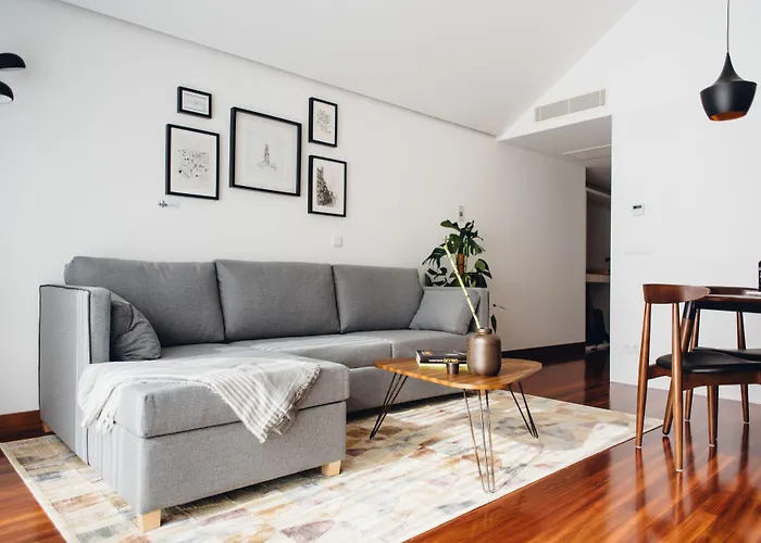 Myo Design House By Lovelystay Apartman