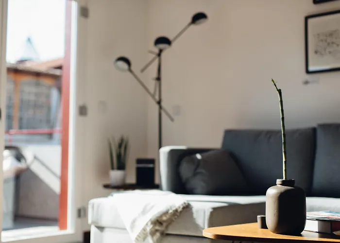 Myo Design House By Lovelystay Apartment *