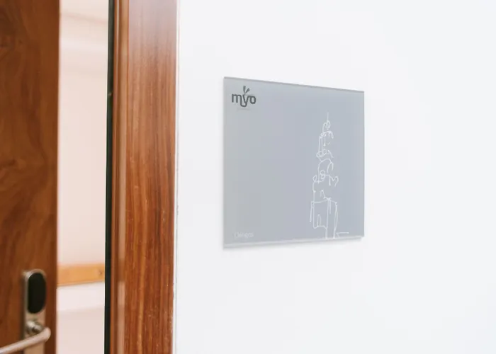 Myo Design House By Lovelystay Apartman *