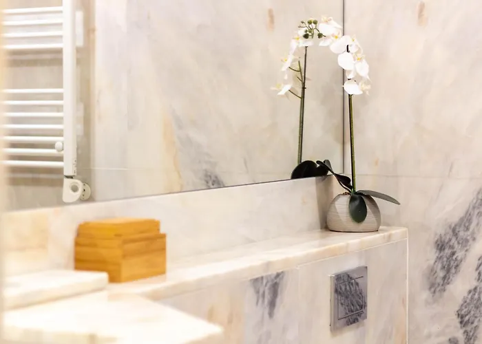 Apartment Myo Design House By Lovelystay Porto