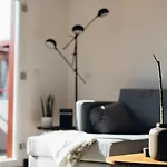 Myo Design House By Lovelystay Апартаменты *